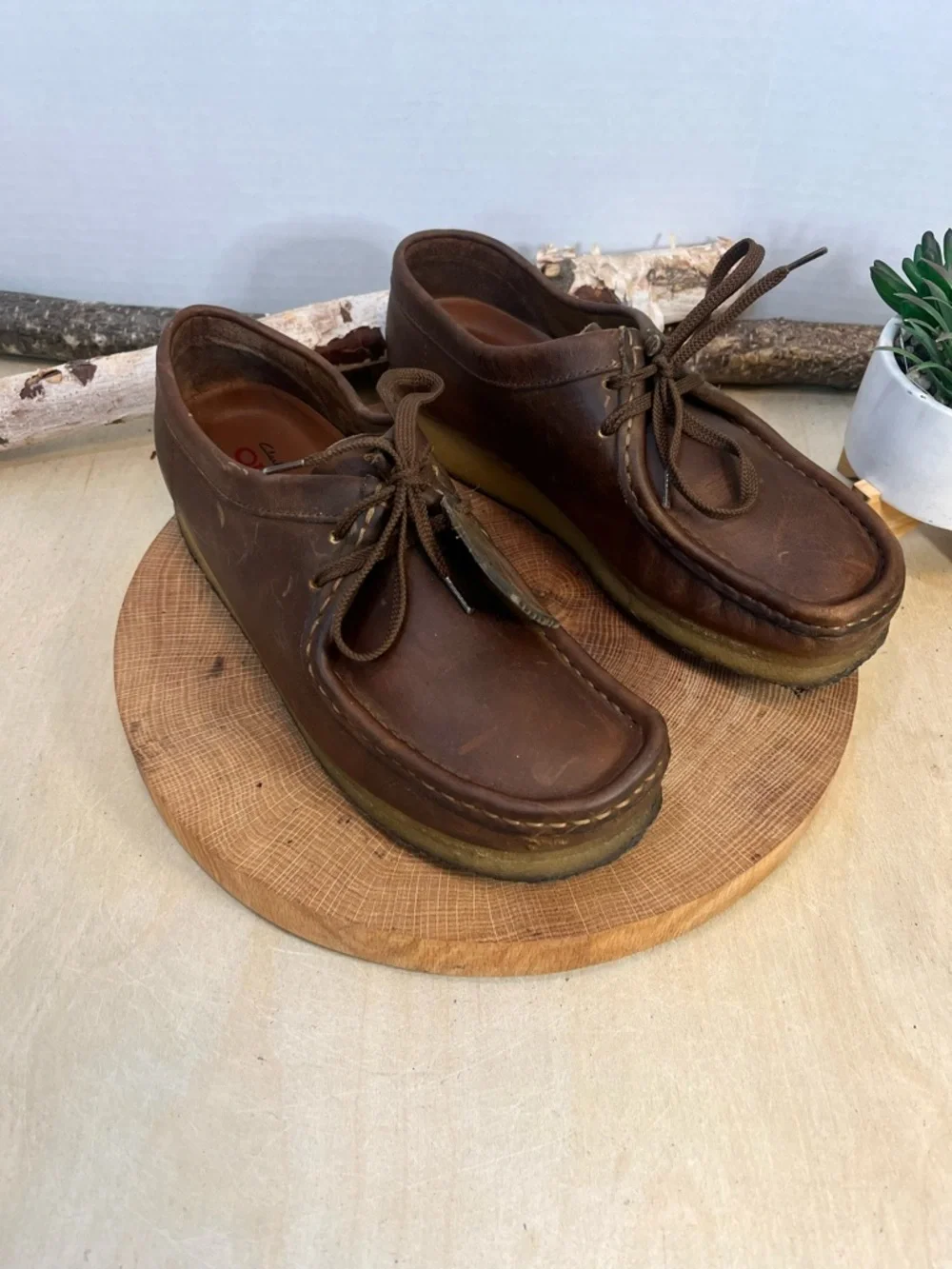 Clarks Originals Wallabee Brown Oily Beeswax Leather Moccasins Women's Size 10